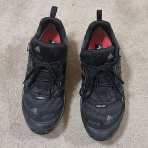 Adidas Mens Adiprene Traxion Hiking Sneakers